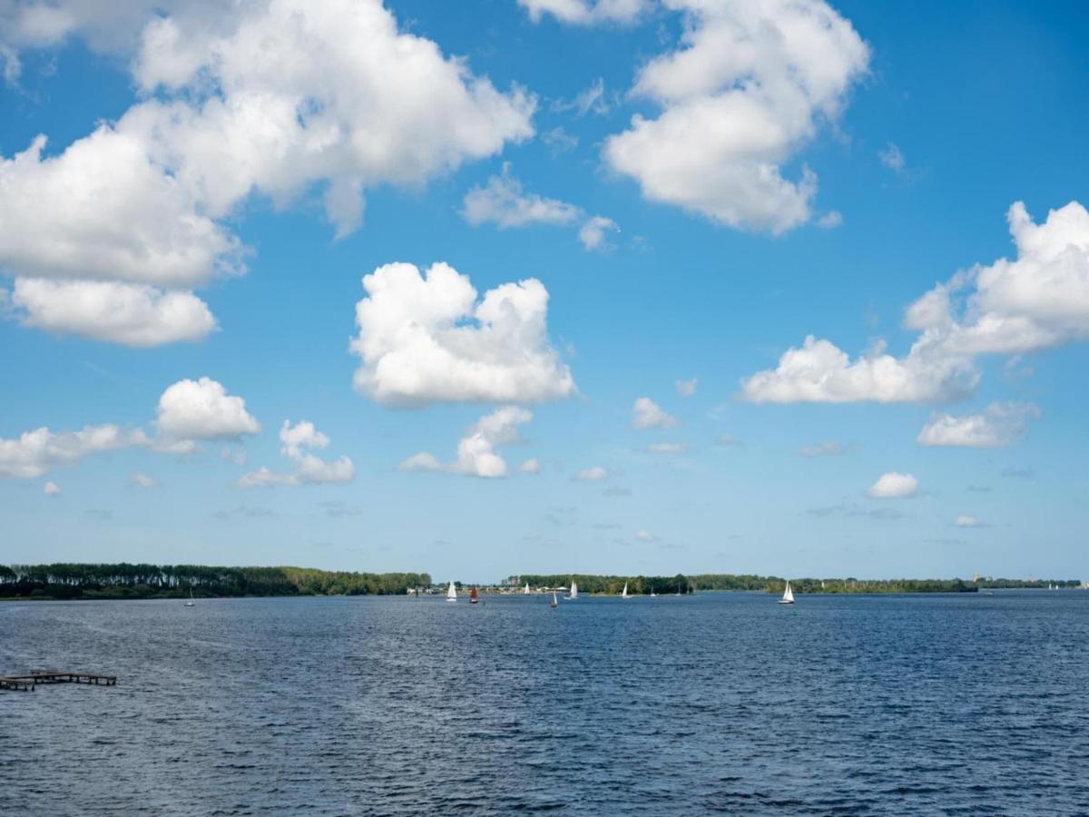 Spacious Waterfront Arnemuiden