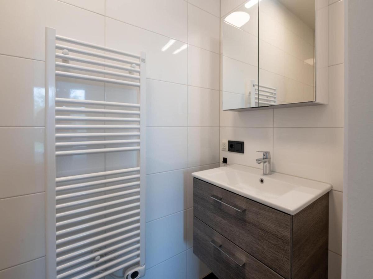 Holiday home Spacious Waterfront Arnemuiden